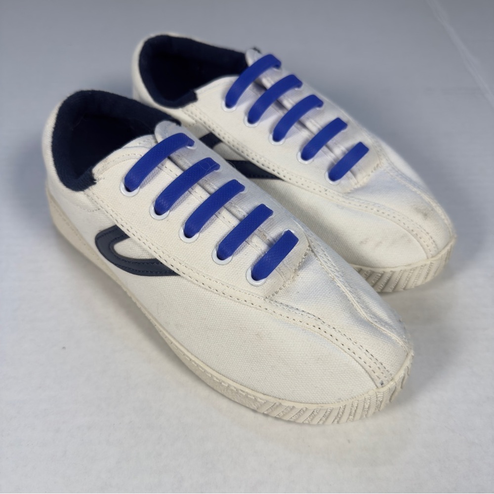 Tretorn Nylite Kids Size 2 White‎ Canvas Sneakers - Classic Tennis Shoes